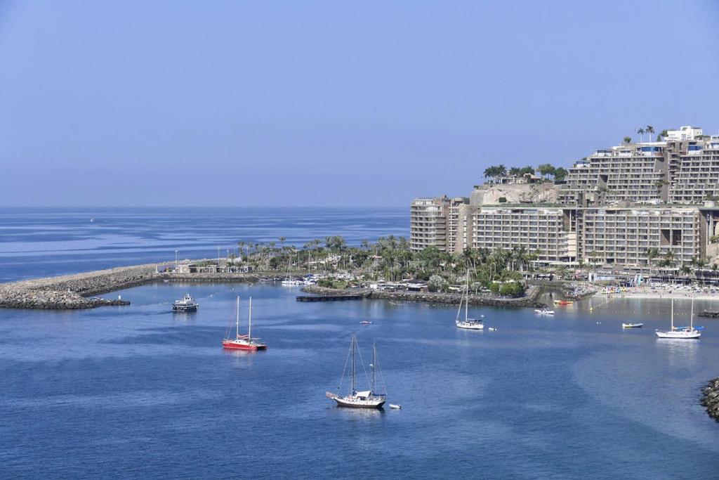 100 m2 Penthouse on the beach. — 2