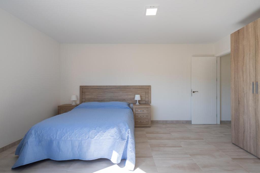 2 min Walk to Beach - Private Terrace - Some with Sea Views — 5