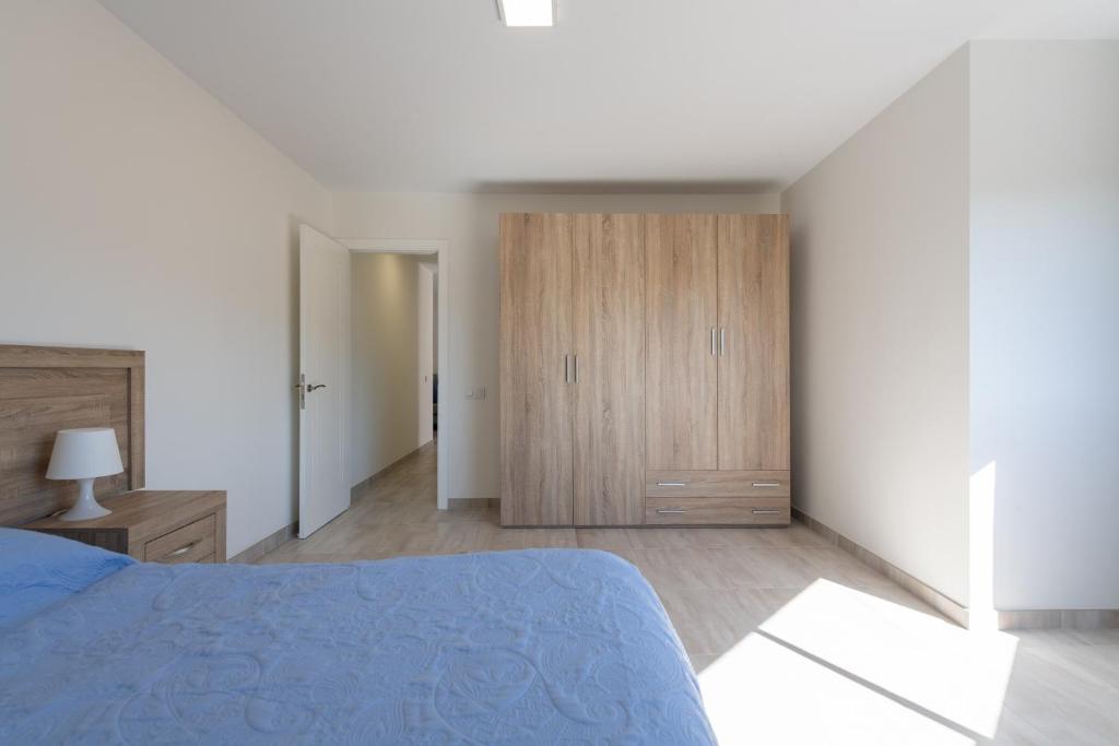 2 min Walk to Beach - Private Terrace - Some with Sea Views — 6