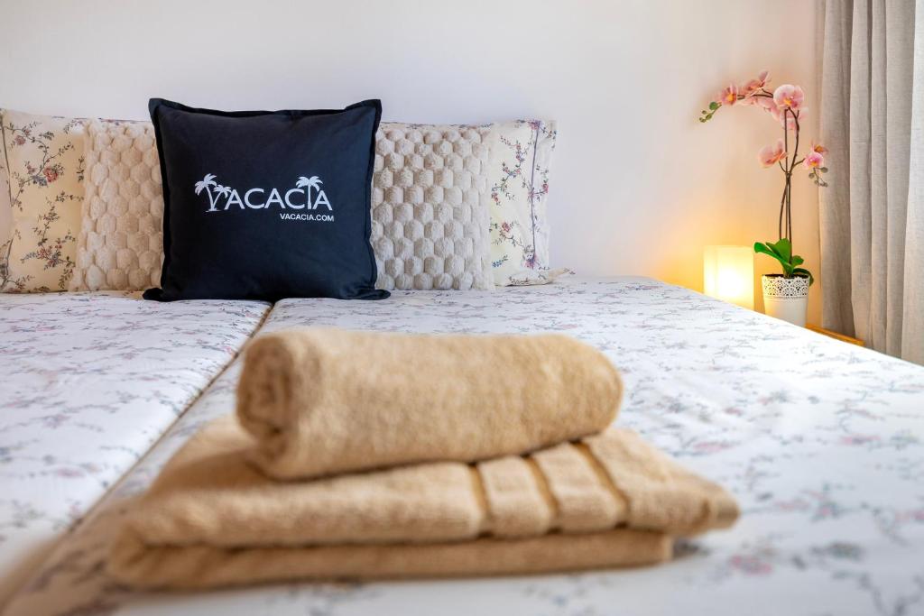 3BR Tauro Bungalow - Garden, Terrace, Sleeps 6 — 4
