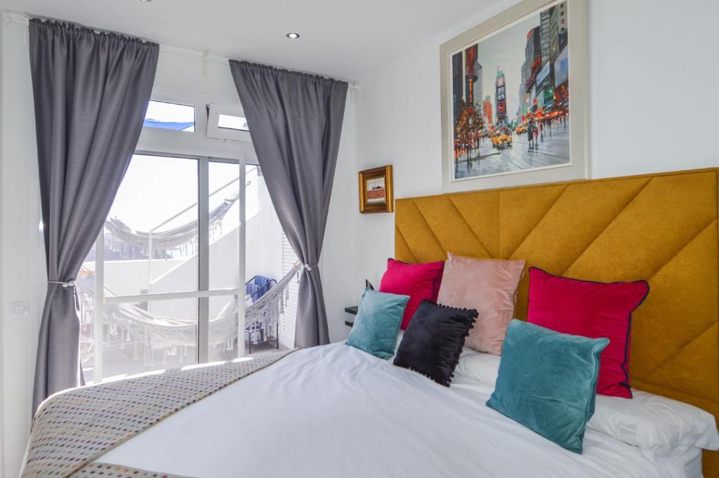 A Cliffside Ocean View Sanctuary for Couples — 6