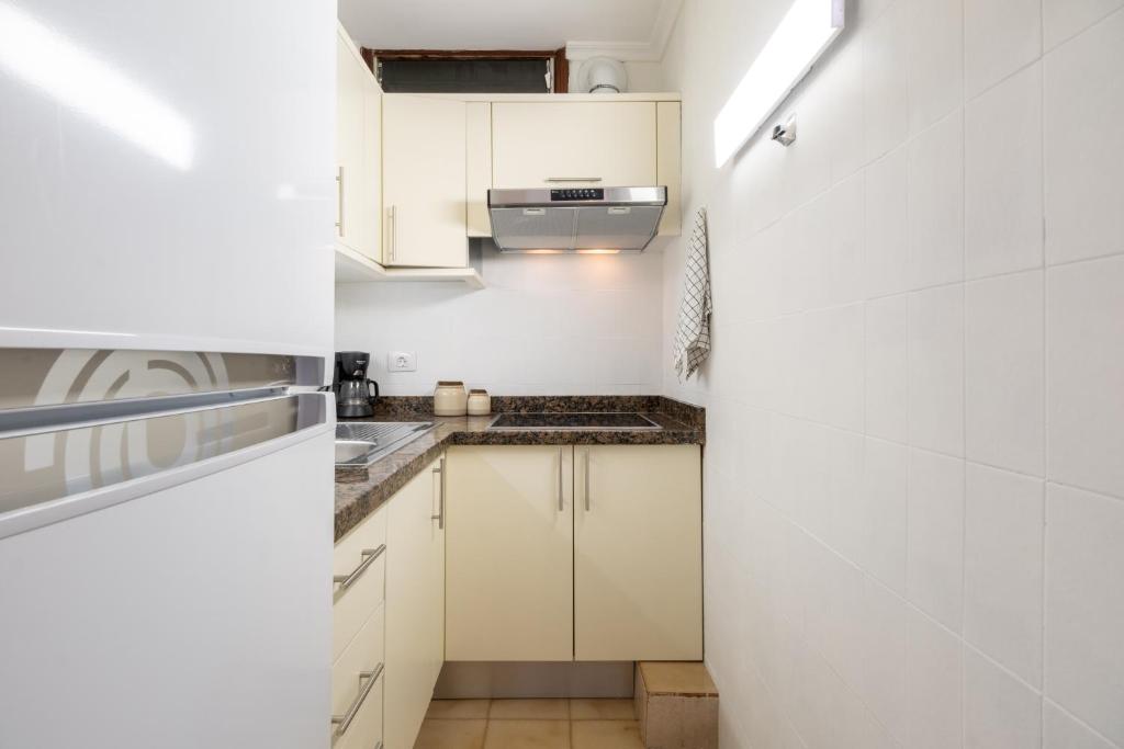 Abora Mar - Beach Apartment — 11