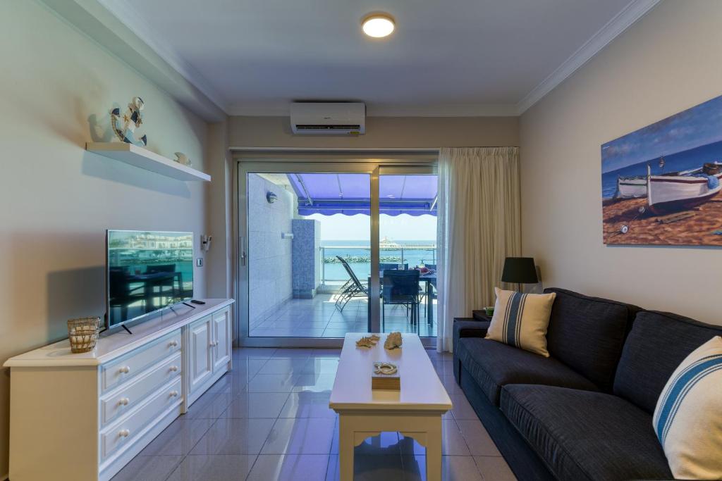 Amarre Bay — 8