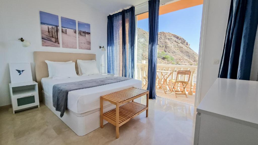 Amazing cozy Villa Hugo Tauro with Jacuzzi, Pool, Wi-Fi — 1