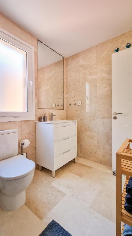 Amazing cozy Villa Hugo Tauro with Jacuzzi, Pool, Wi-Fi — 7