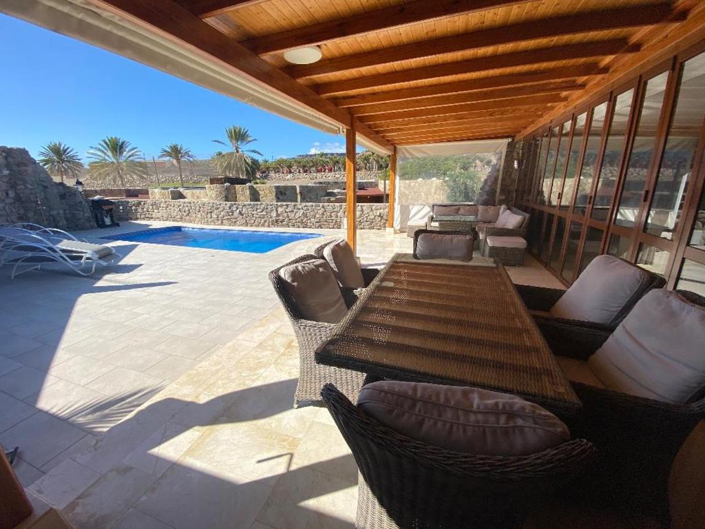 Anfi Tauro Golf Villa with private heated pool — 1