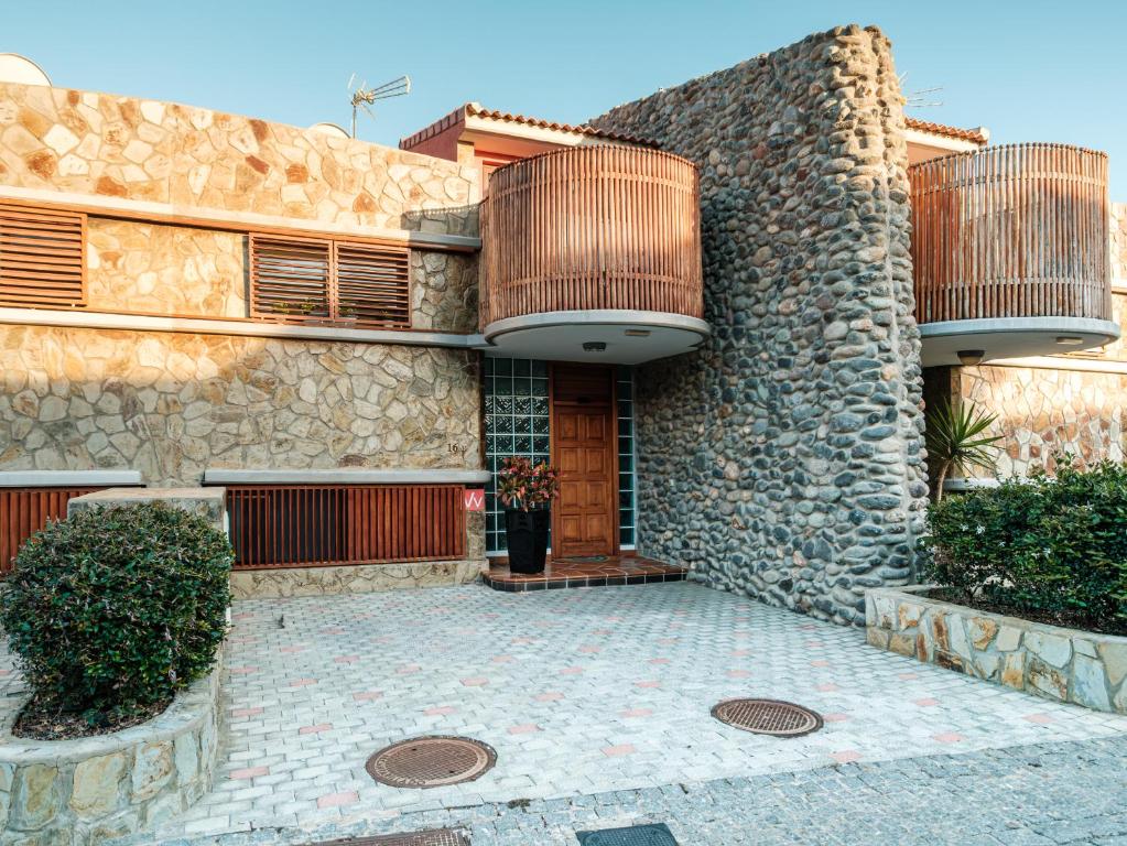 ANFI TOPAZ VILLA TAURO GOLF piscina privada - Three-Bedroom Villa — 7