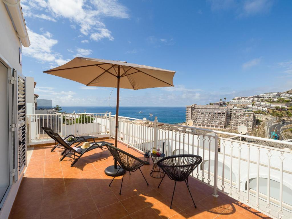 Apartamento de vacaciones 'Casa Los Caideros' con vistas al mar, piscina compartida y Wi-Fi — 1