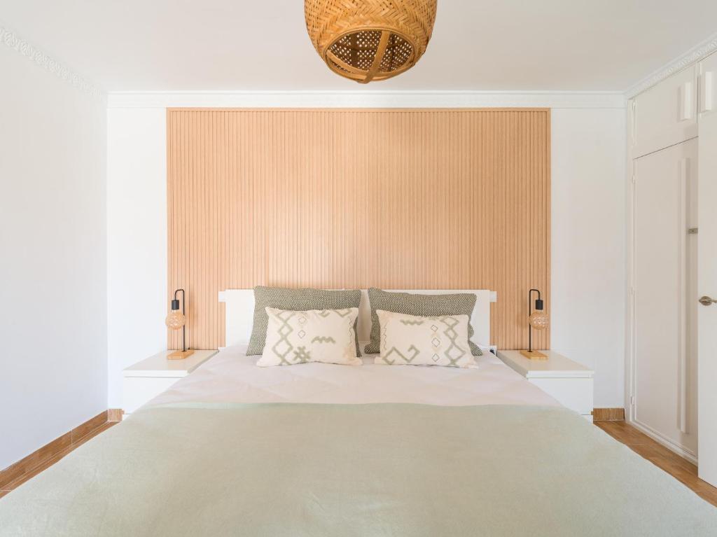 Apartamento de vacaciones 'Casa Los Caideros' con vistas al mar, piscina compartida y Wi-Fi — 2