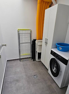 Apartamento de vacaciones 'Casa Los Veleros F2' con vistas al mar, piscina compartida y Wi-Fi — 1
