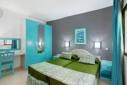 Apartamento de vacaciones 'Casa Los Veleros F2' con vistas al mar, piscina compartida y Wi-Fi — 2