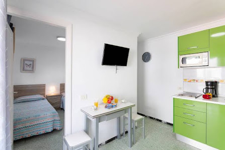 Apartamento de vacaciones 'Los Angeles 3' con vistas al mar, terraza compartida y Wi-Fi — 1