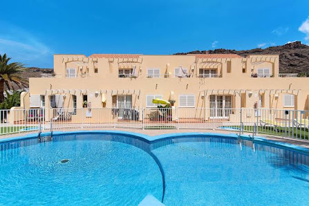 Apartamento de vacaciones 'Mangueros Suite 18 Puerto de Mogán' con vistas a la montaña y piscina — 4
