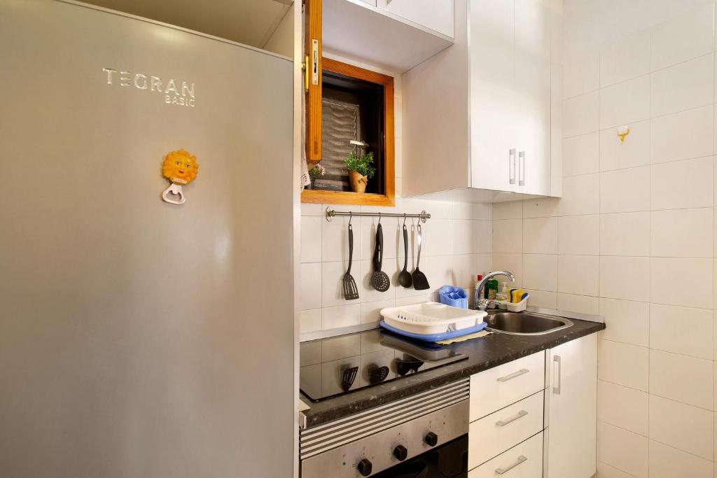 Apartamento de vacaciones 'Residencial Sol Suite 2' con vistas al mar, piscina compartida y Wi-Fi — 6