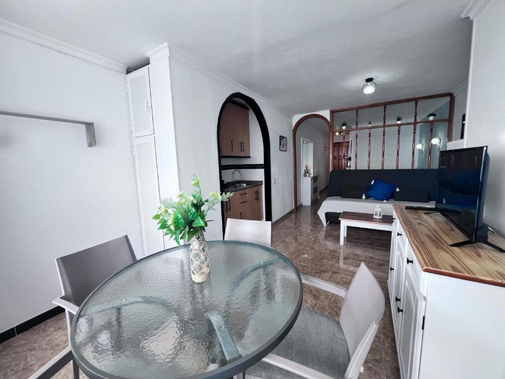 Apartamento-Estudio en la Playa - One-Bedroom Apartment — 11