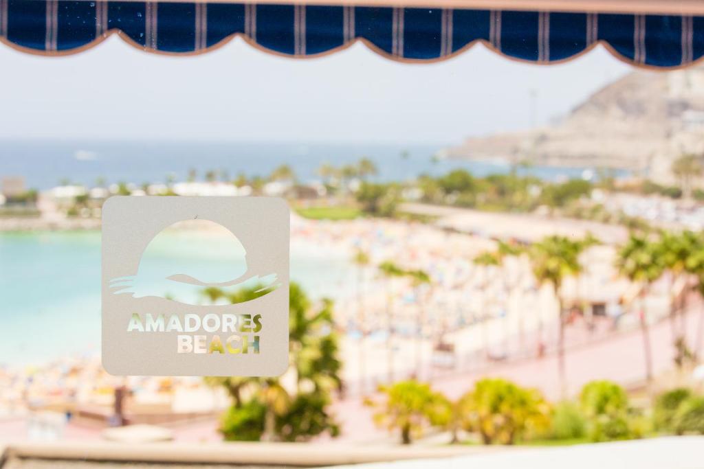 Apartamentos Amadores Beach — 10