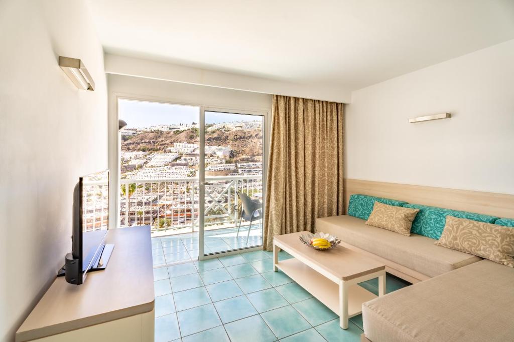 Apartamentos Cabau Cala Dor — 3