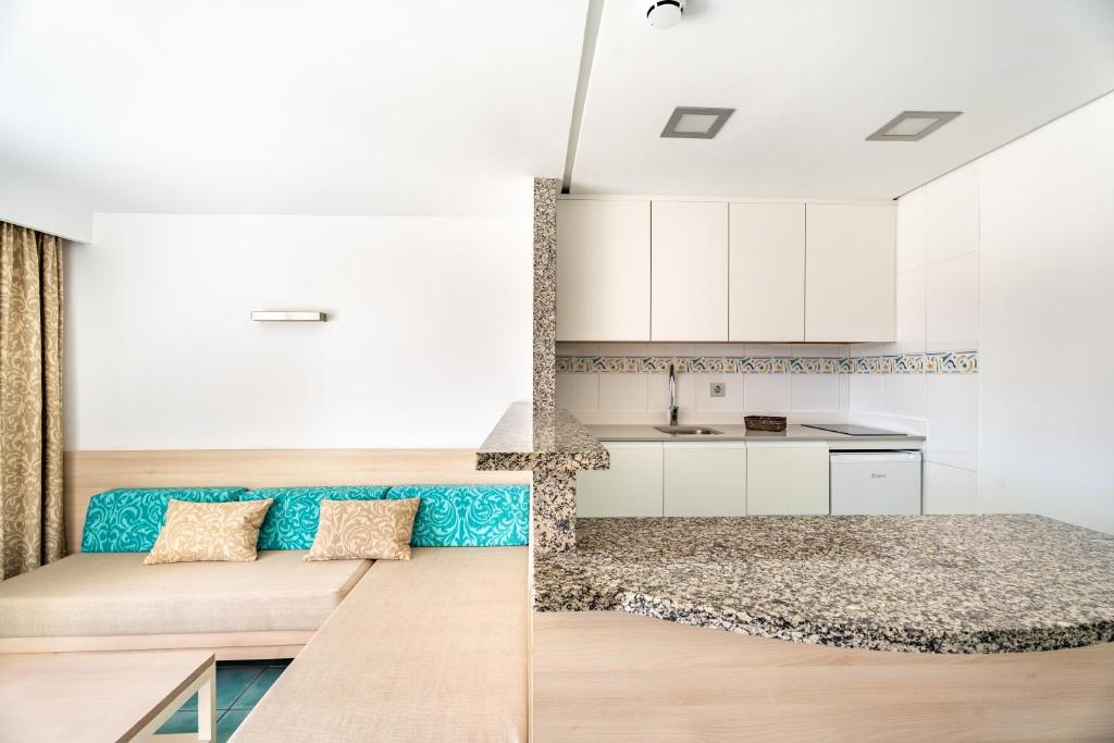 Apartamentos Cabau Cala Dor — 4