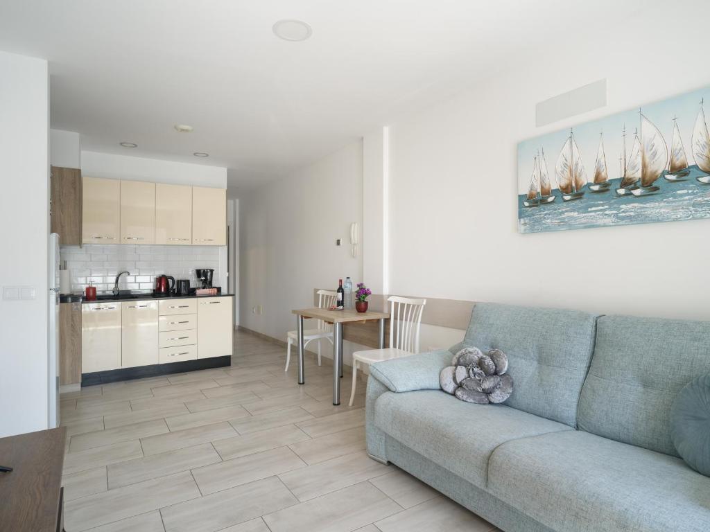 Apartamentos L O L A Arguineguín – Relax y sol a pasos de la playa — 9