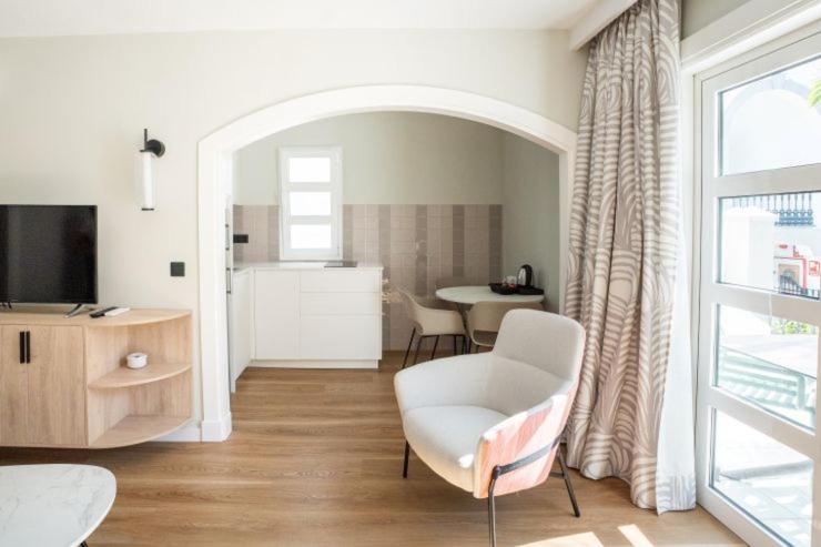 Apartamentos LIVVO Puerto de Mogán — 7