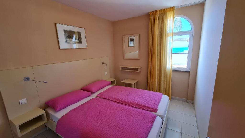 Aparthotel Cura Sol — 1