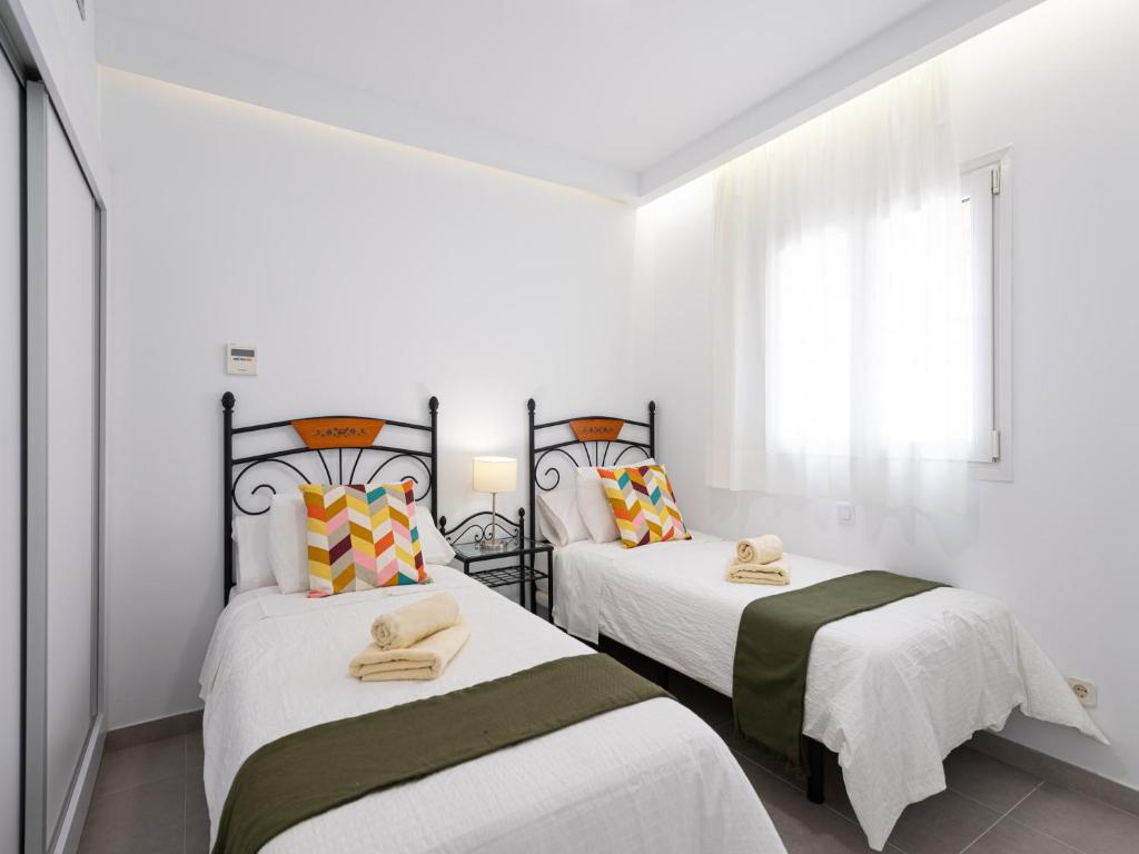 Apartment in Playa de Mogán with Sea Views — 11