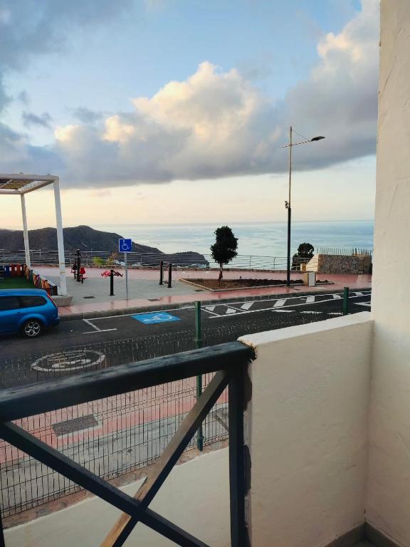 Apartment Laura near Europa Center and Amadores beach, Free WiFi — 10