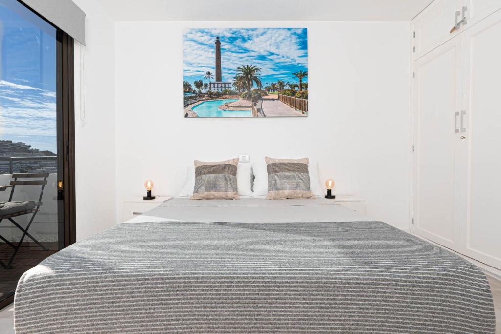 Apartment with heated pool and sea view — 9