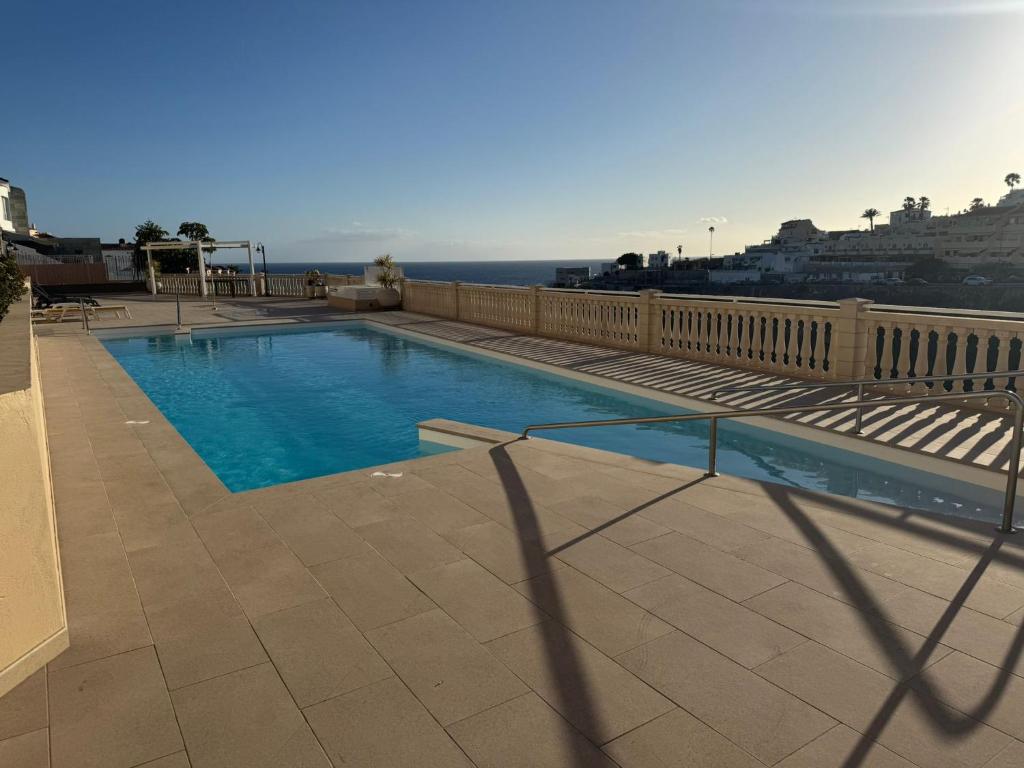 Apartment with view, wifi and pool in Arguineguin - Two-Bedroom Apartment — 4