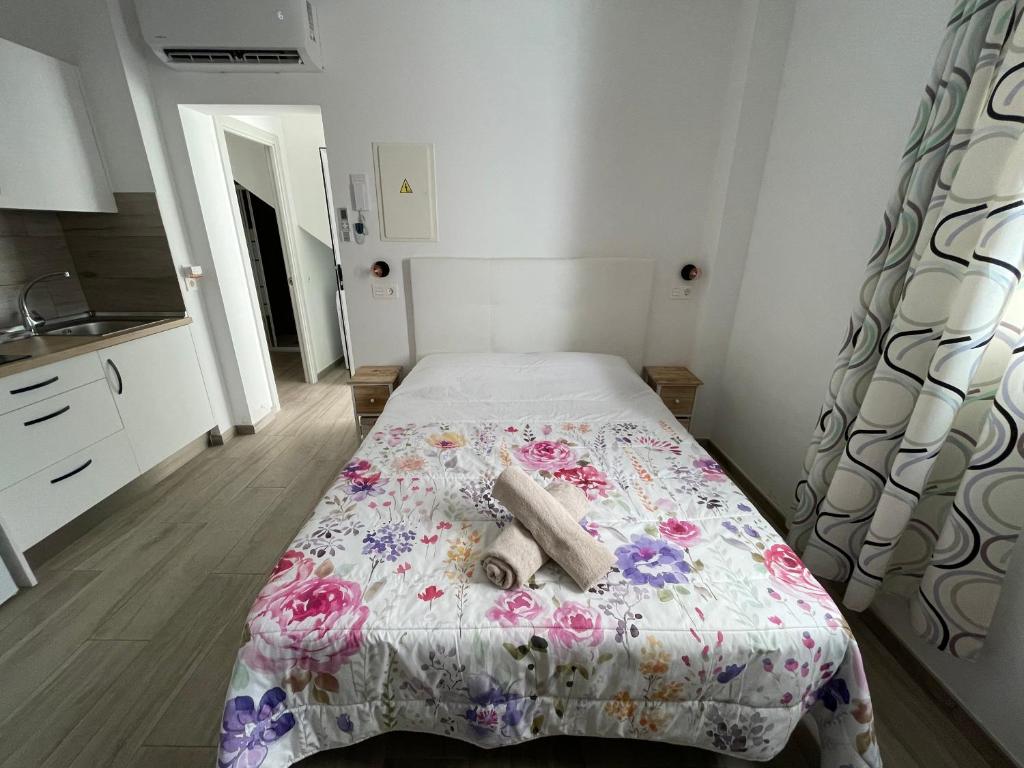 Arguineguin Beach Lux Solarium Petite — 10