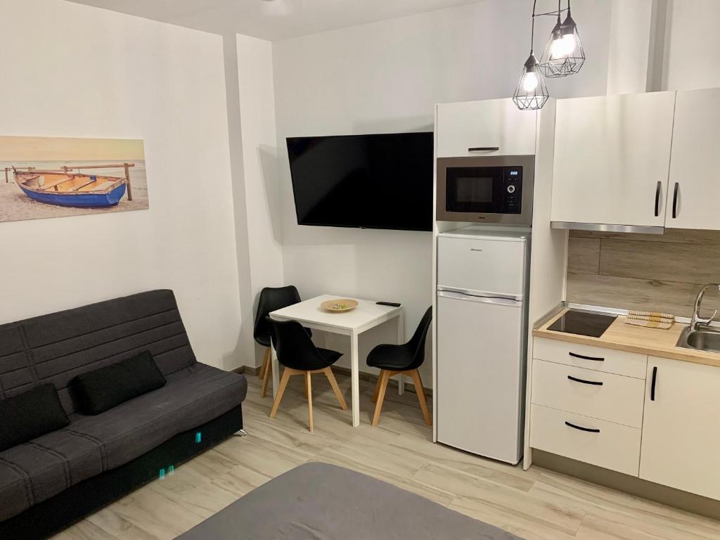 Arguineguin Beach Lux Solarium Petite — 3