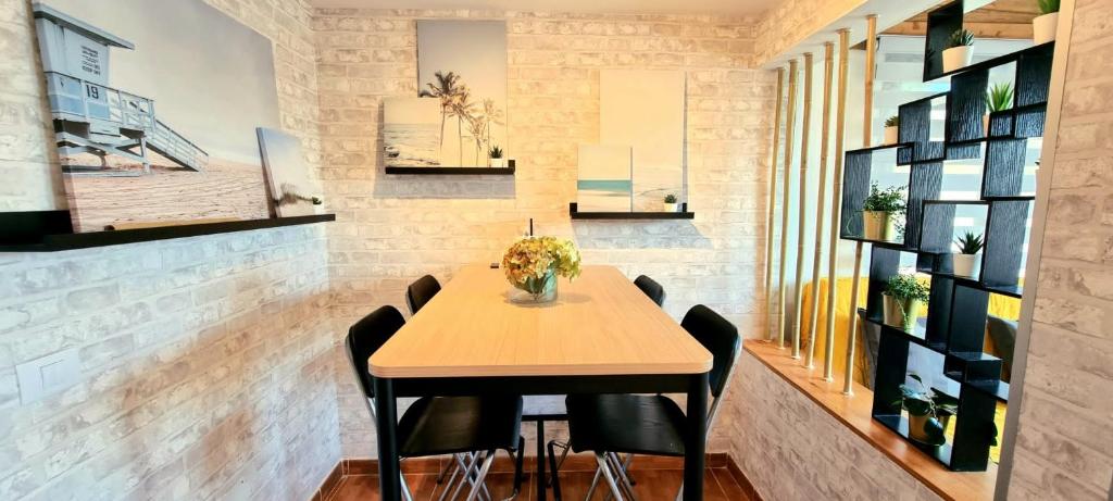 ARGUINEGUIN, two bedrooms bungalow, pool & wifi — 2