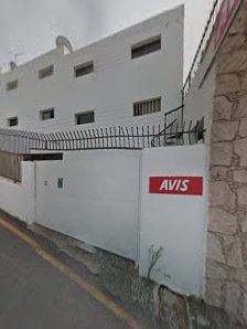 Avis Alquiler de coches - Los Cristianos — 1