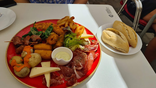 Bar Cafeteria Karile 2 — 7