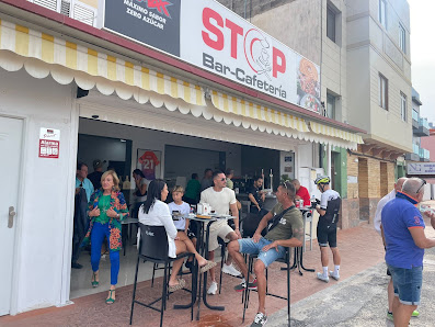Bar Cafeteria Stop — 1