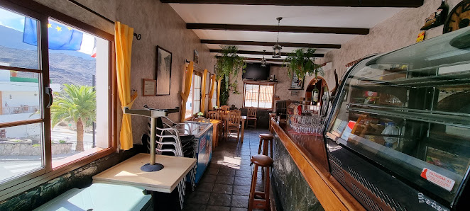 Bar Plaza Veneguera — 1