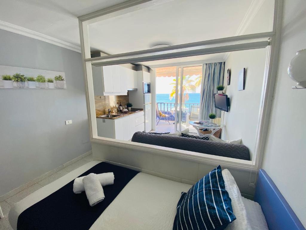 Beach Apartment by SunHousesCanarias — 10