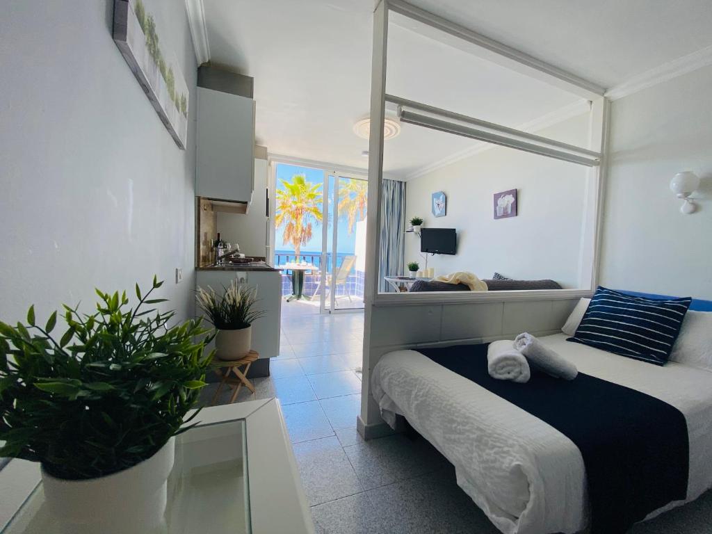 Beach Apartment by SunHousesCanarias — 9