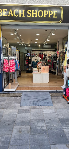 BEACH SHOPPE — 1