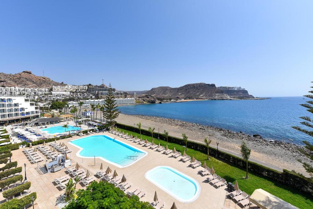 Beachfront Playa del Cura 4 by VillaGranCanaria — 3