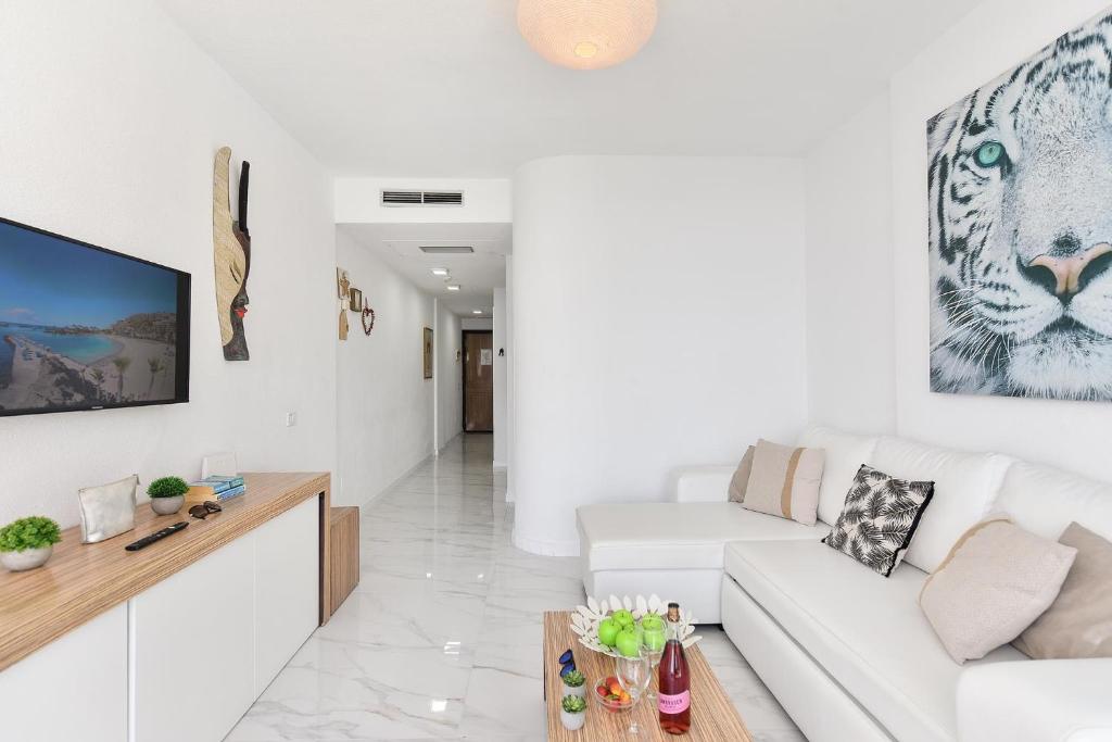 Beachfront Playa del Cura 4 by VillaGranCanaria — 4