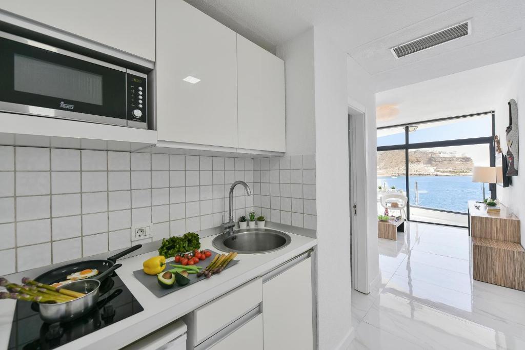 Beachfront Playa del Cura 4 by VillaGranCanaria — 5