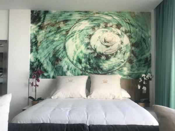 Beyond Amadores C&H Suite — 2