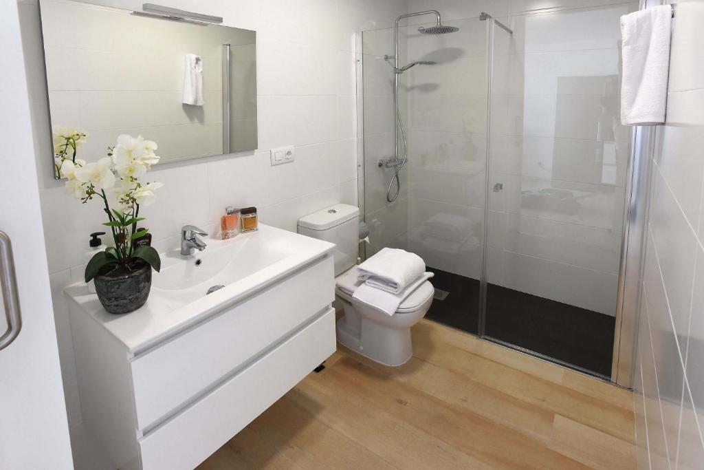 Beyond Amadores Suite Nº4 — 1