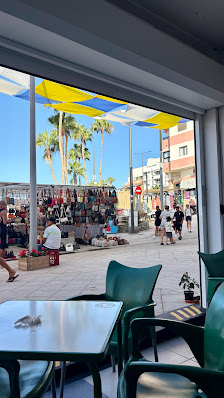 Caféteria Guayoyo Meeting Point — 2