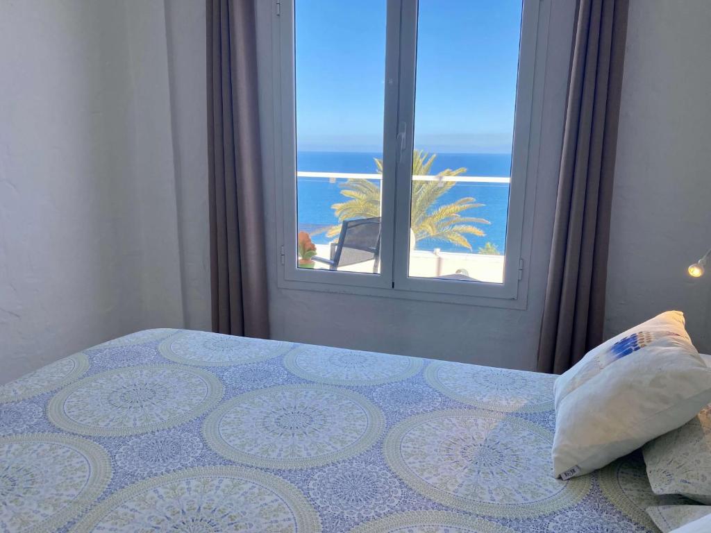 Casa Aita - refurbished apartment with unparalleled sea view — 4