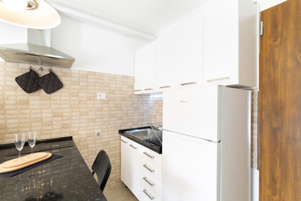 Casa Neale: Vistas al mar, piscina compartida y terraza privada — 6
