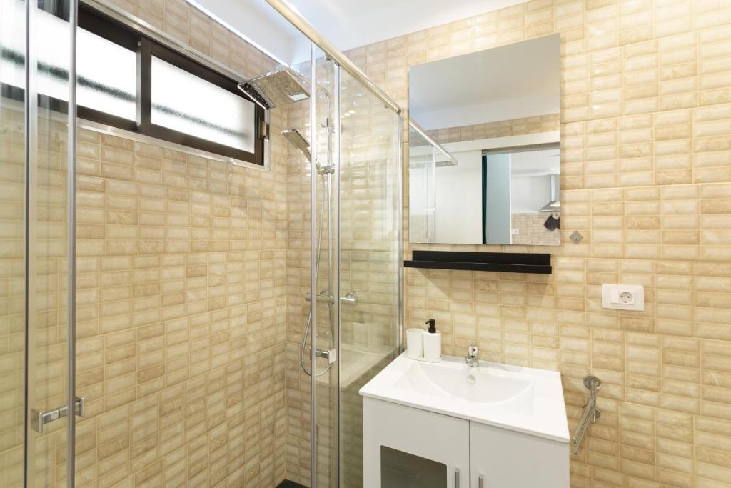 Casa Neale: Vistas al mar, piscina compartida y terraza privada — 8