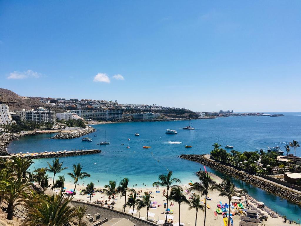 Casa Solaris at Anfi Beach with Private Terrace, Pool & Netflix — 2