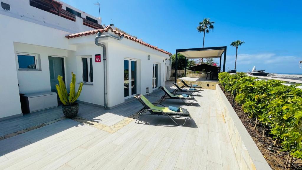 Casa Solaris at Anfi Beach with Private Terrace, Pool & Netflix — 6